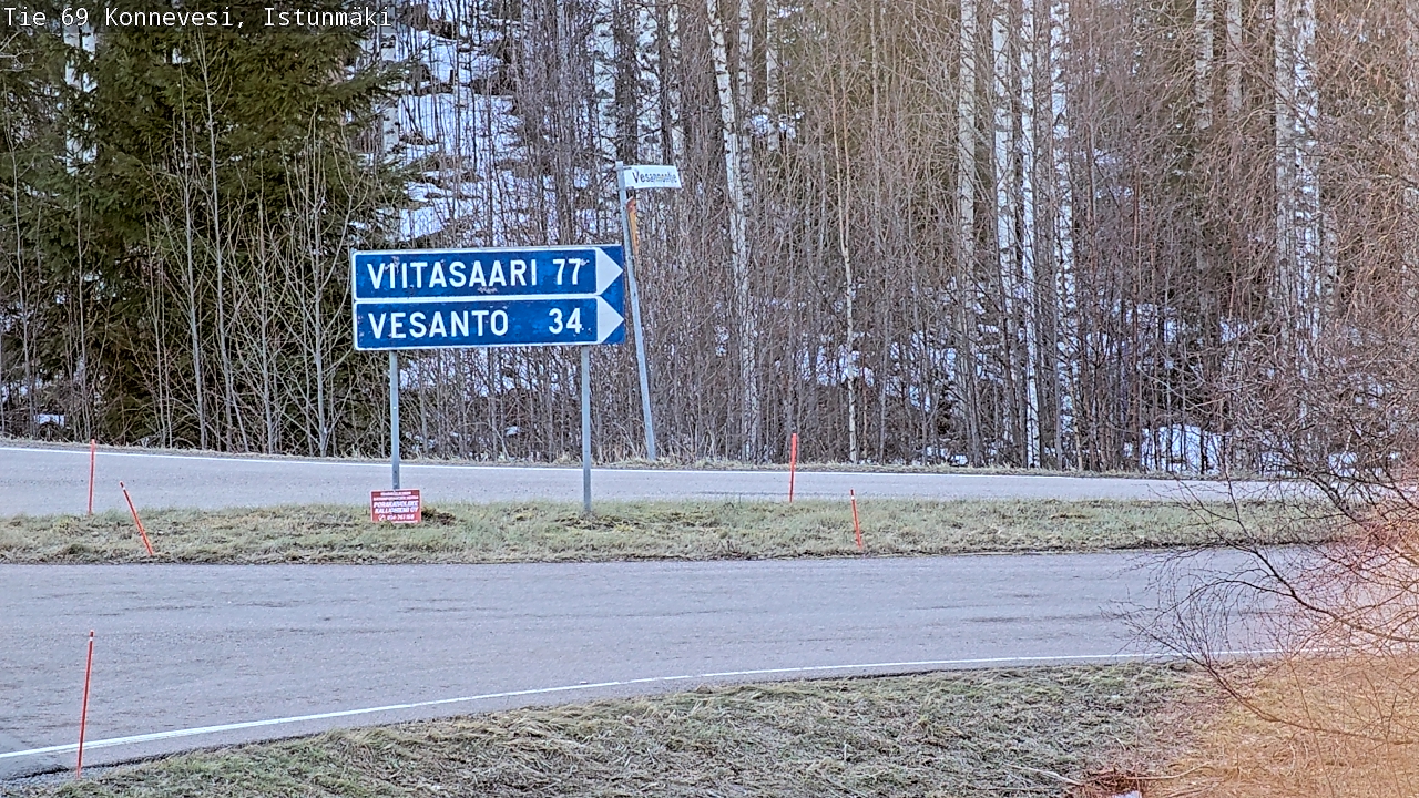 Weather Camera Image Väg 69 Konnevesi, Istunmäki, Konnevesi, Keski-Suomi