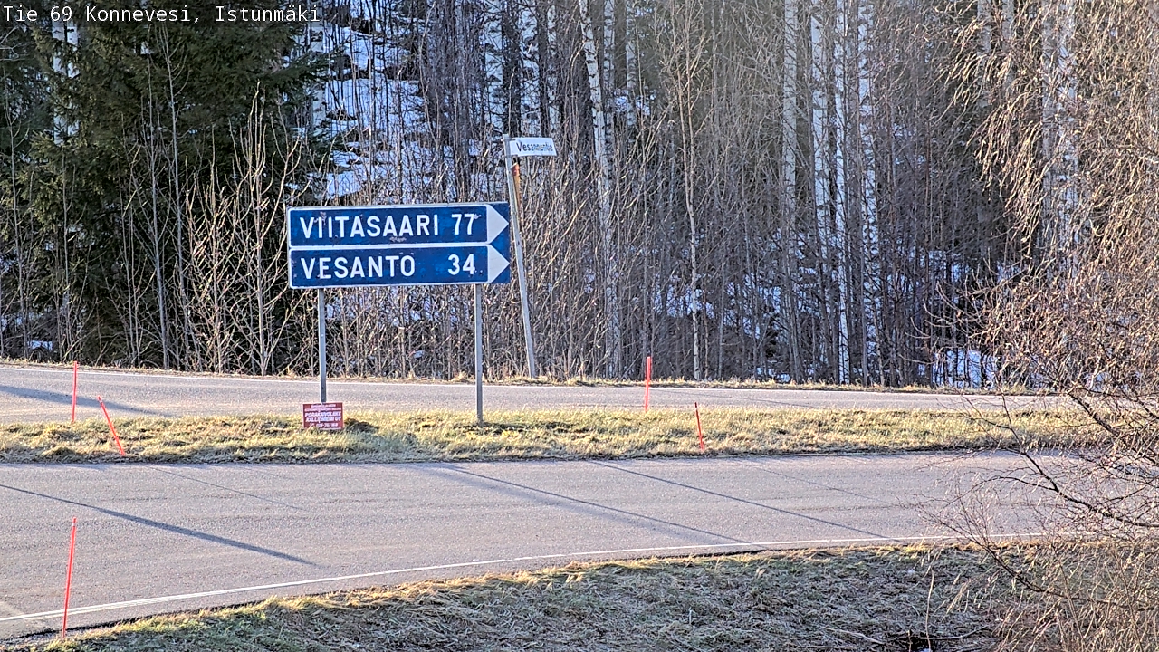 Weather Camera Image Väg 69 Konnevesi, Istunmäki, Konnevesi, Keski-Suomi