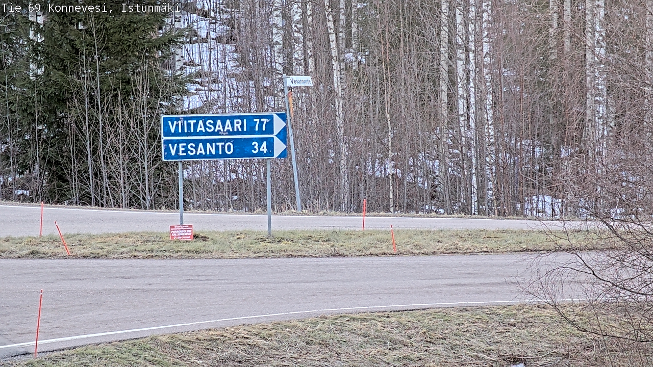Weather Camera Image Väg 69 Konnevesi, Istunmäki, Konnevesi, Keski-Suomi