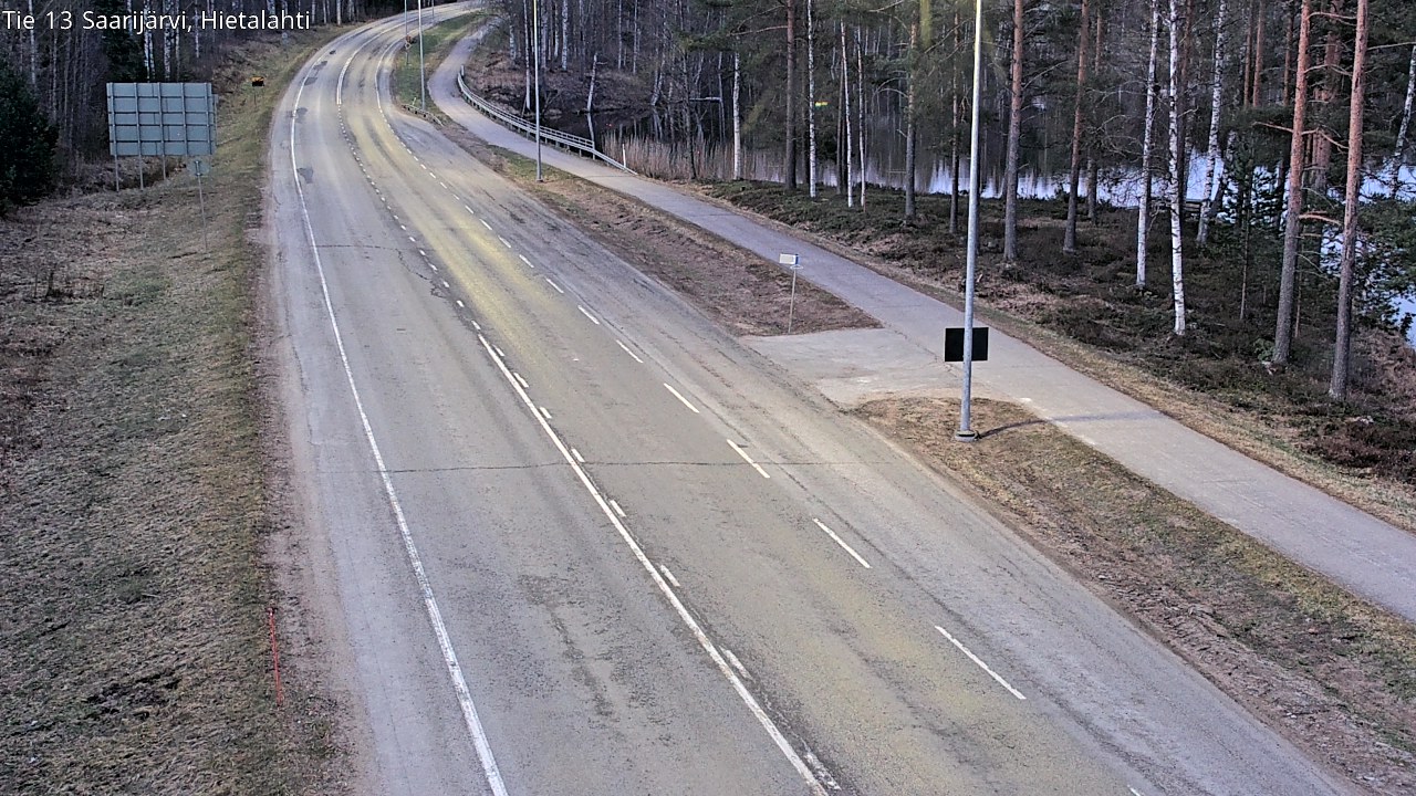 Weather Camera Image Väg 13 Saarijärvi, Saarijärvi, Keski-Suomi