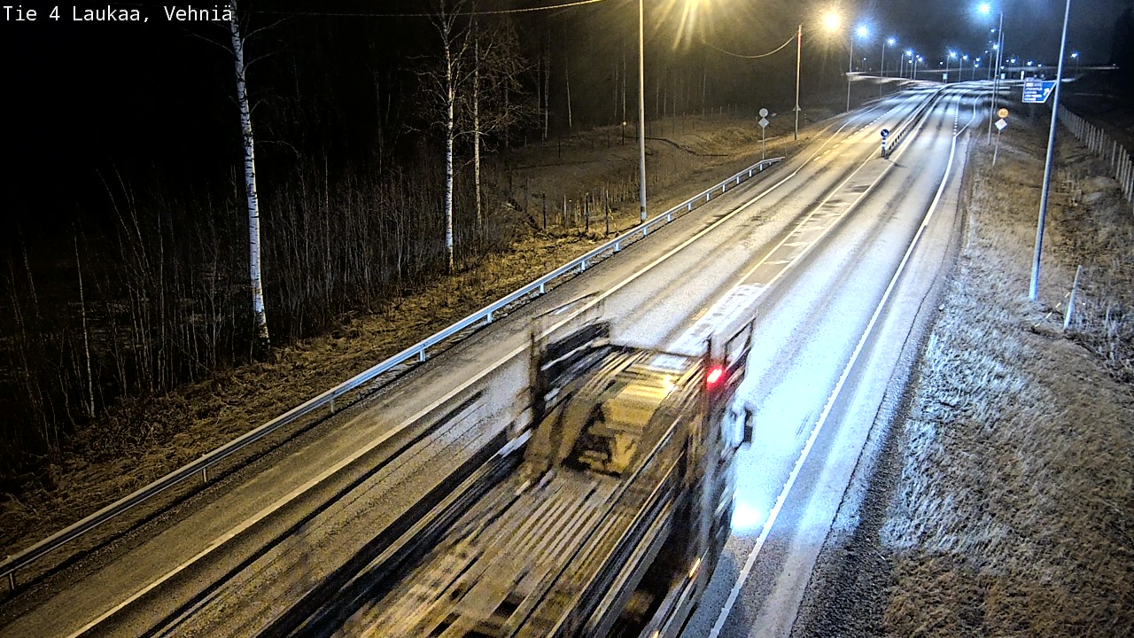 Weather Camera Image Väg 4  Laukaa, Vehniä, Laukaa, Keski-Suomi