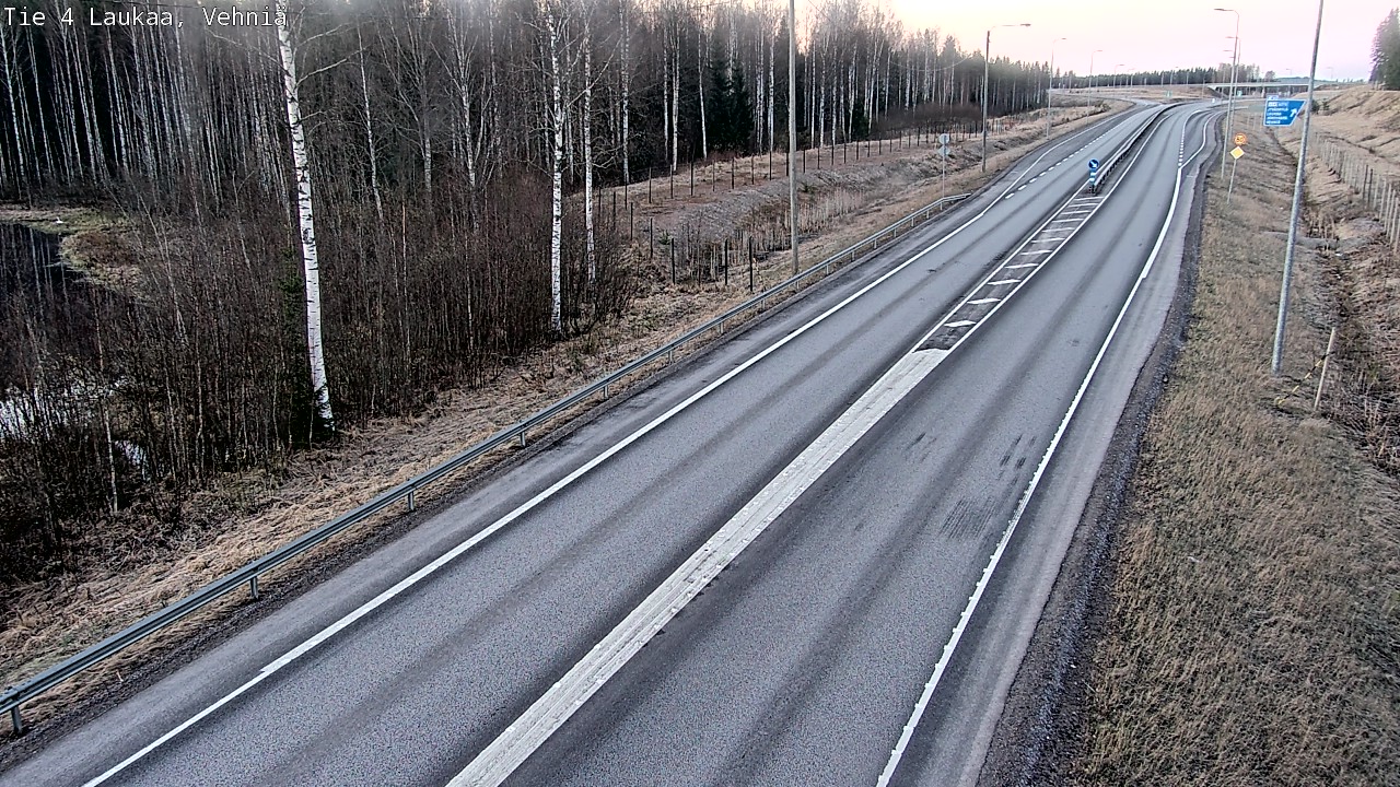 Weather Camera Image Väg 4  Laukaa, Vehniä, Laukaa, Keski-Suomi