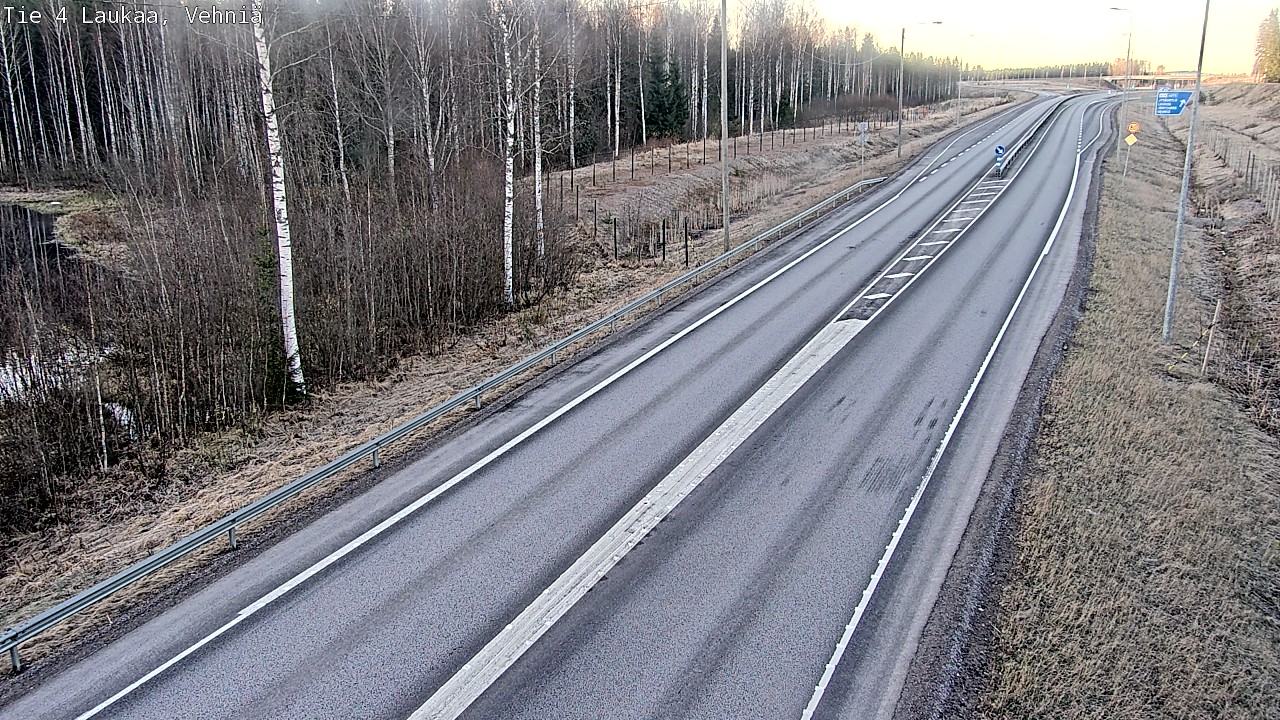 Weather Camera Image Väg 4  Laukaa, Vehniä, Laukaa, Keski-Suomi