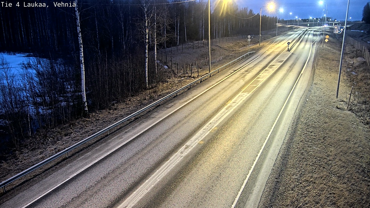 Weather Camera Image Väg 4  Laukaa, Vehniä, Laukaa, Keski-Suomi