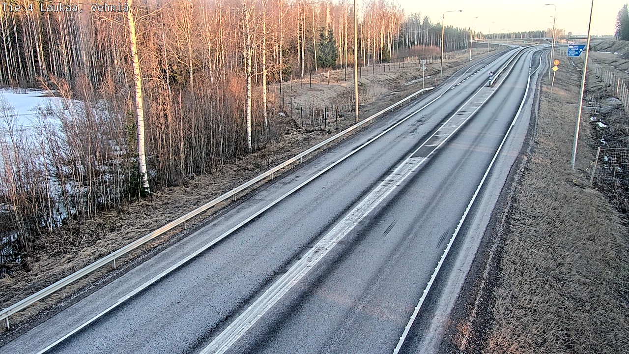 Weather Camera Image Väg 4  Laukaa, Vehniä, Laukaa, Keski-Suomi