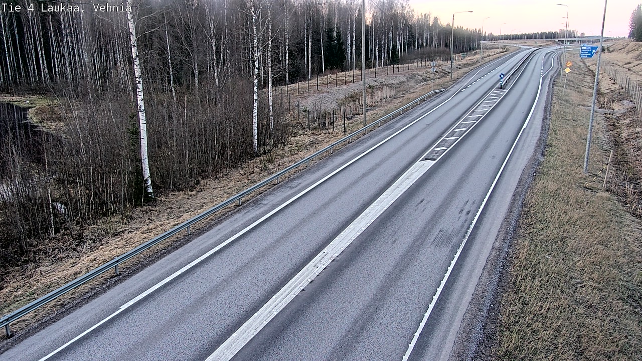Kelikamerat Kuva Tie 4  Laukaa, Vehniä, Laukaa, Keski-Suomi