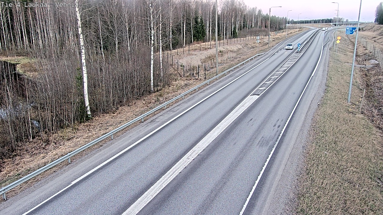 Weather Camera Image Väg 4  Laukaa, Vehniä, Laukaa, Keski-Suomi