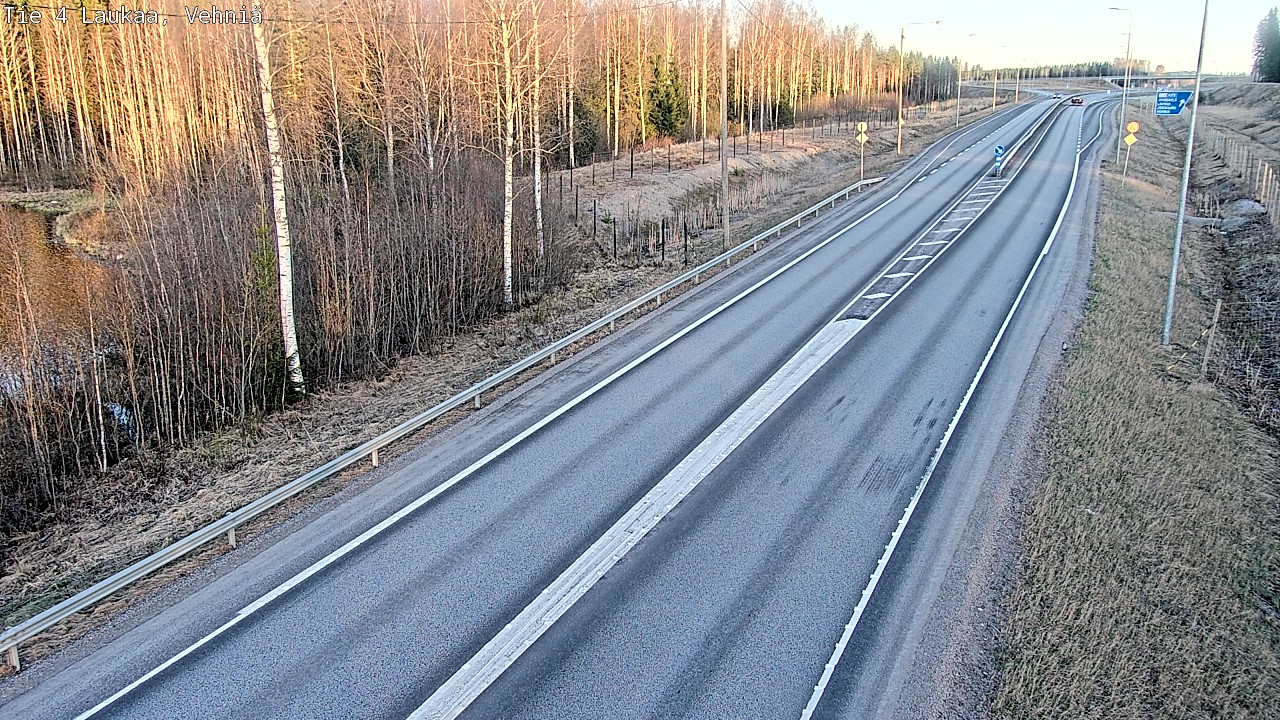 Weather Camera Image Väg 4  Laukaa, Vehniä, Laukaa, Keski-Suomi