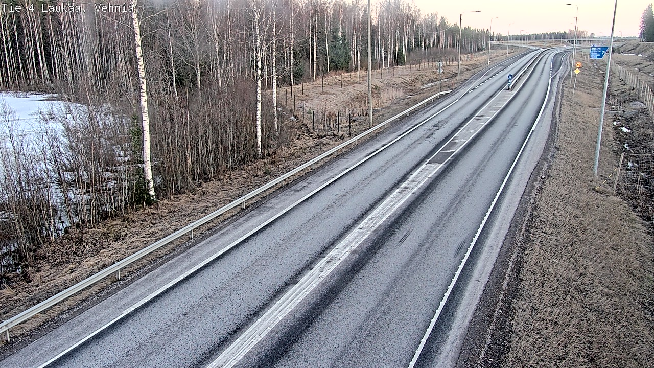 Weather Camera Image Väg 4  Laukaa, Vehniä, Laukaa, Keski-Suomi