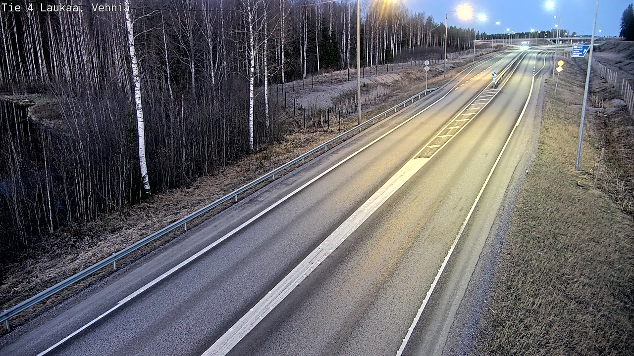 Weather Camera Image Väg 4  Laukaa, Vehniä, Laukaa, Keski-Suomi