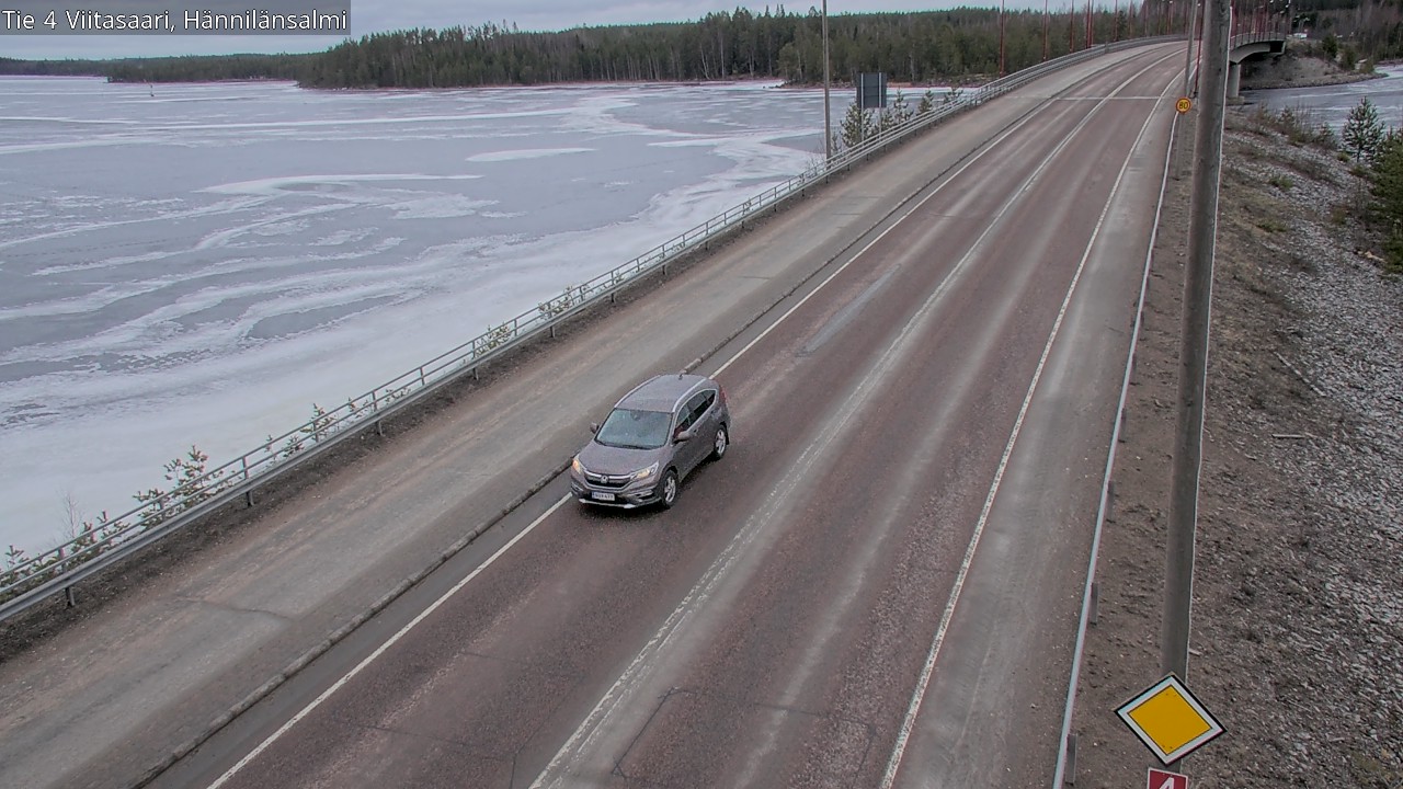 Weather Camera Image Väg 4 Viitasaari Hännilänsalmi, Viitasaari, Keski-Suomi