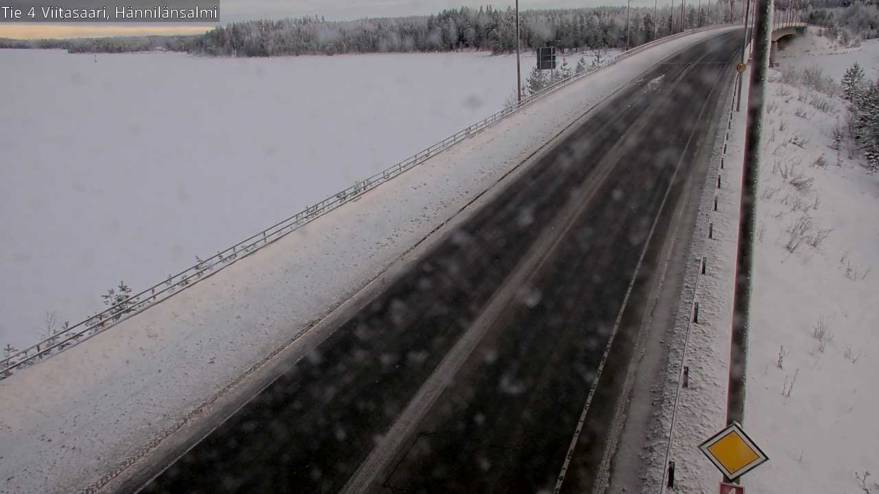 Weather Camera Image Väg 4 Viitasaari Hännilänsalmi, Viitasaari, Keski-Suomi