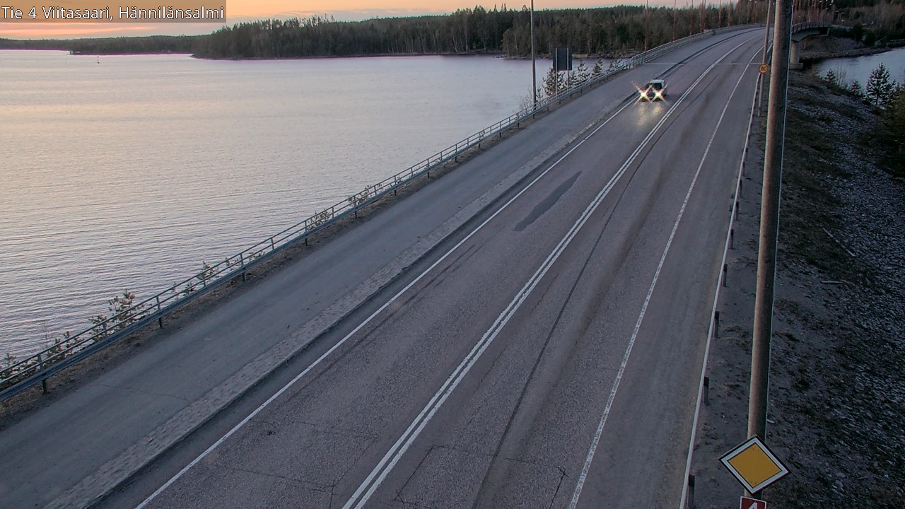 Weather Camera Image Väg 4 Viitasaari Hännilänsalmi, Viitasaari, Keski-Suomi