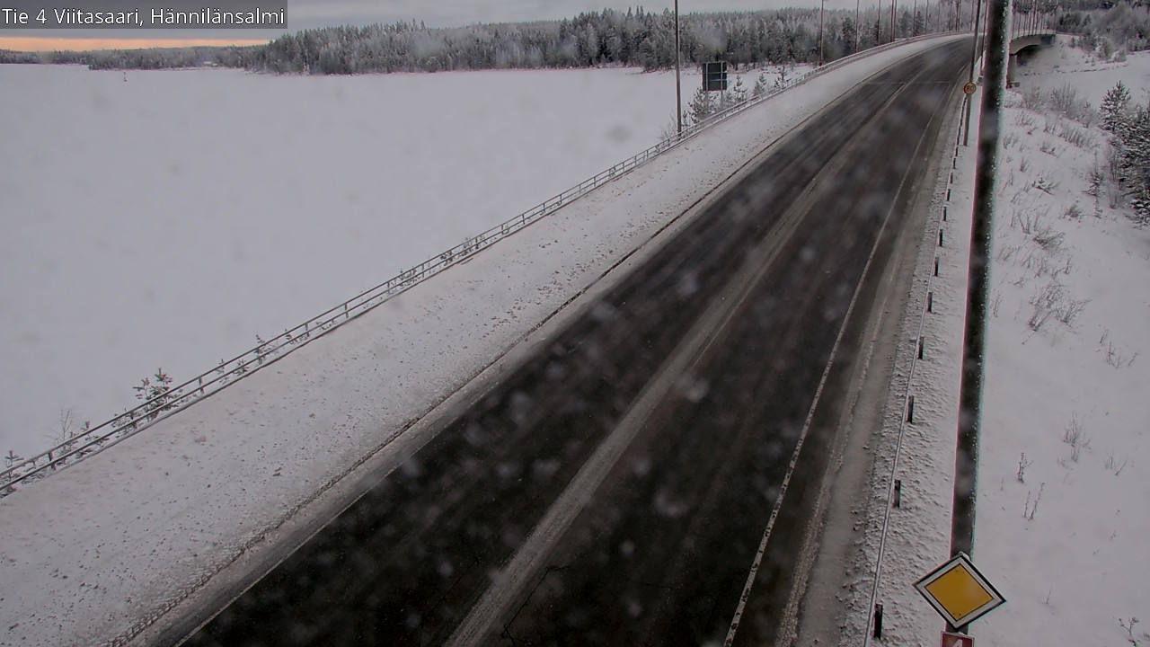 Weather Camera Image Väg 4 Viitasaari Hännilänsalmi, Viitasaari, Keski-Suomi