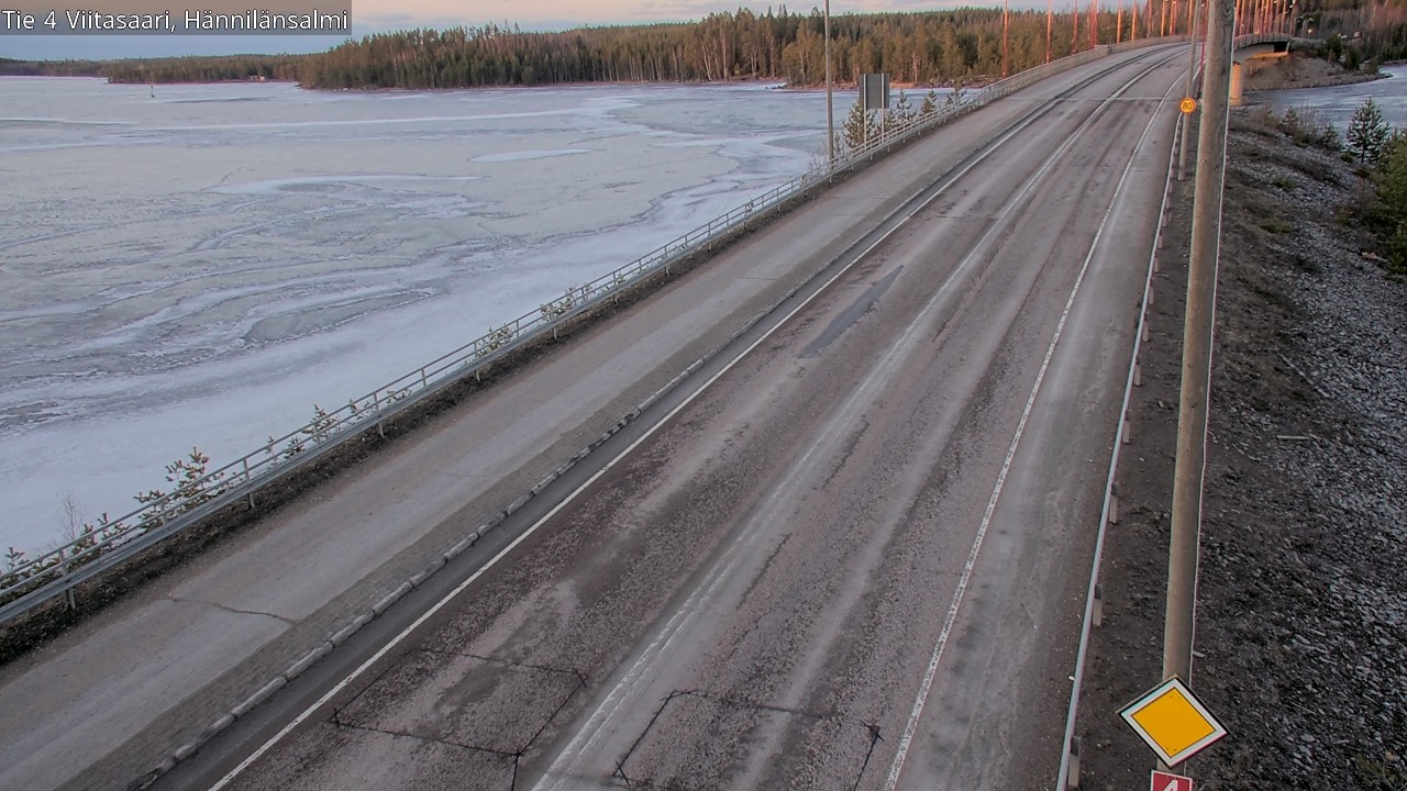 Weather Camera Image Road 4 Viitasaari Hännilänsalmi, Viitasaari, Keski-Suomi