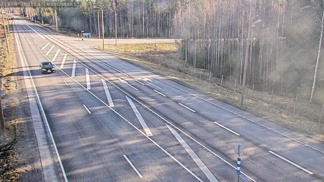 Weather Camera Image Road 4 Joutsa Leivonmäki, Joutsa, Keski-Suomi