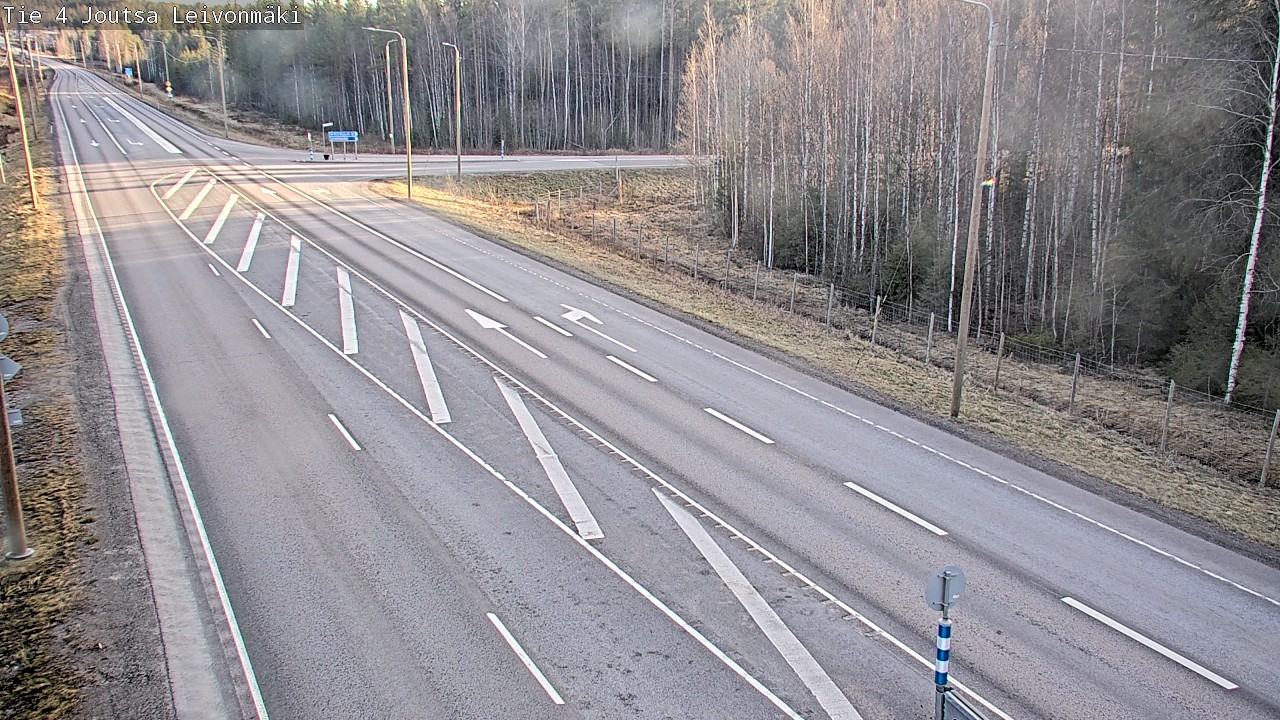 Weather Camera Image Road 4 Joutsa Leivonmäki, Joutsa, Keski-Suomi