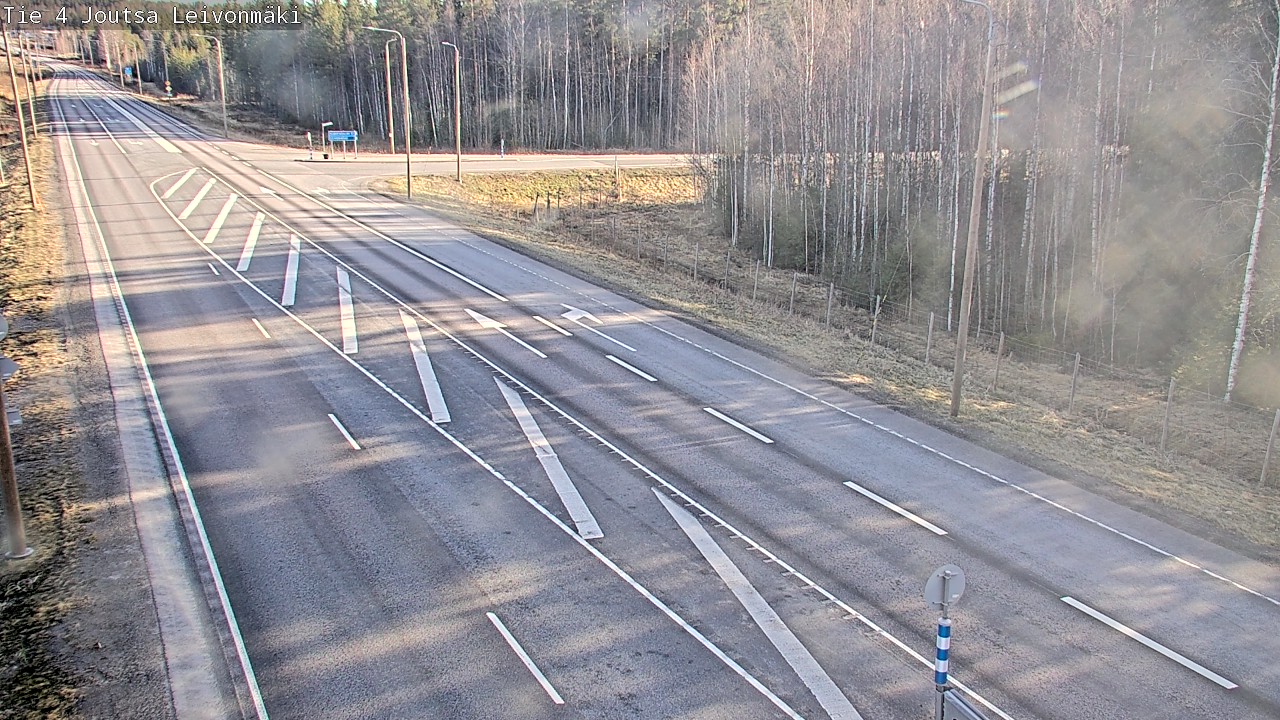 Weather Camera Image Road 4 Joutsa Leivonmäki, Joutsa, Keski-Suomi