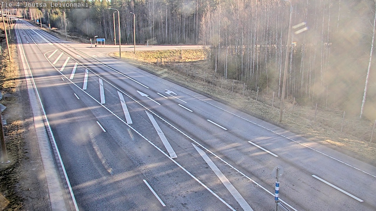 Weather Camera Image Road 4 Joutsa Leivonmäki, Joutsa, Keski-Suomi