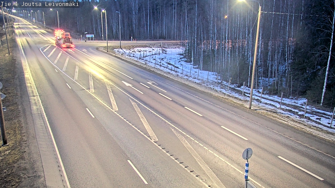 Weather Camera Image Road 4 Joutsa Leivonmäki, Joutsa, Keski-Suomi