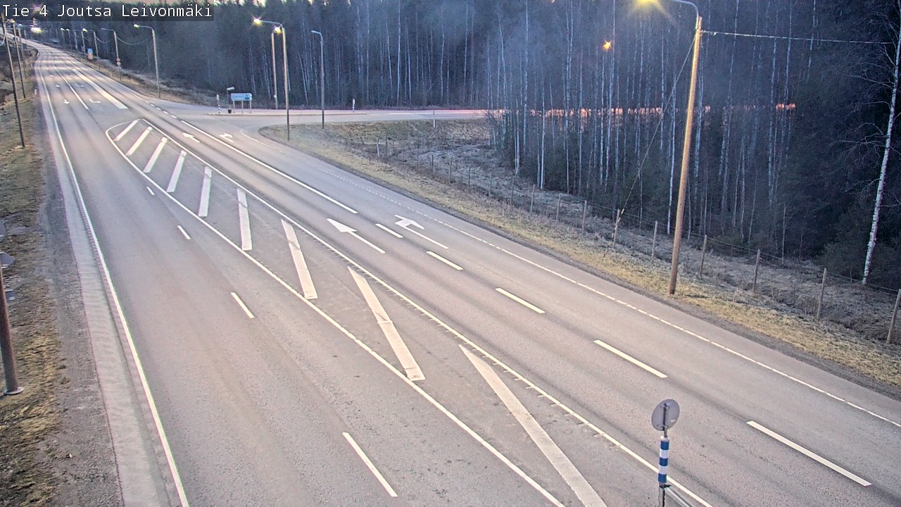 Weather Camera Image Road 4 Joutsa Leivonmäki, Joutsa, Keski-Suomi
