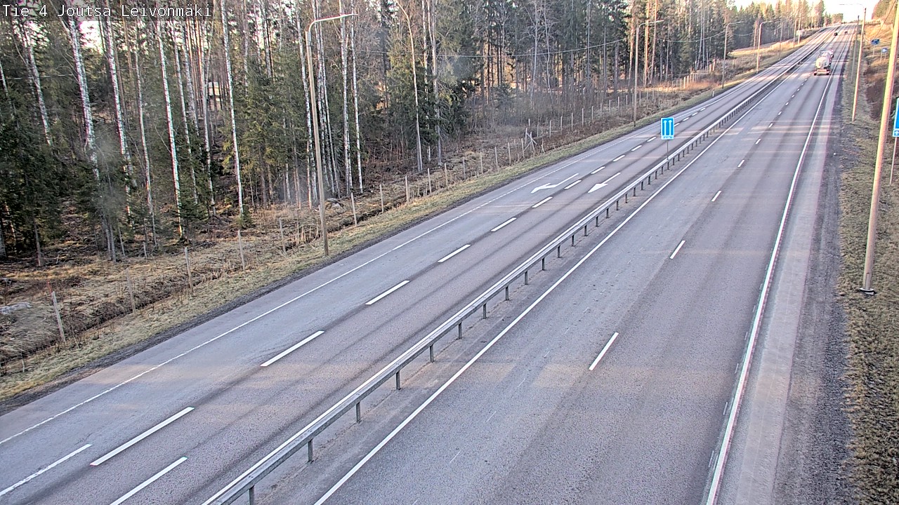 Weather Camera Image Road 4 Joutsa Leivonmäki, Joutsa, Keski-Suomi