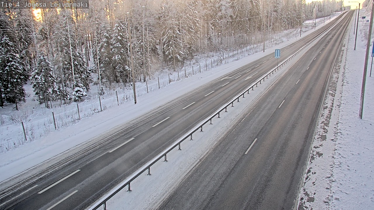 Weather Camera Image Road 4 Joutsa Leivonmäki, Joutsa, Keski-Suomi