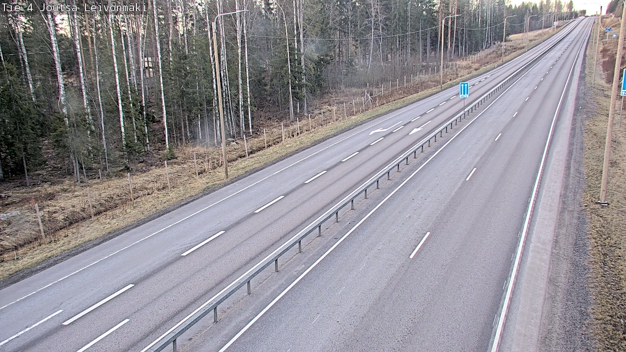 Weather Camera Image Road 4 Joutsa Leivonmäki, Joutsa, Keski-Suomi