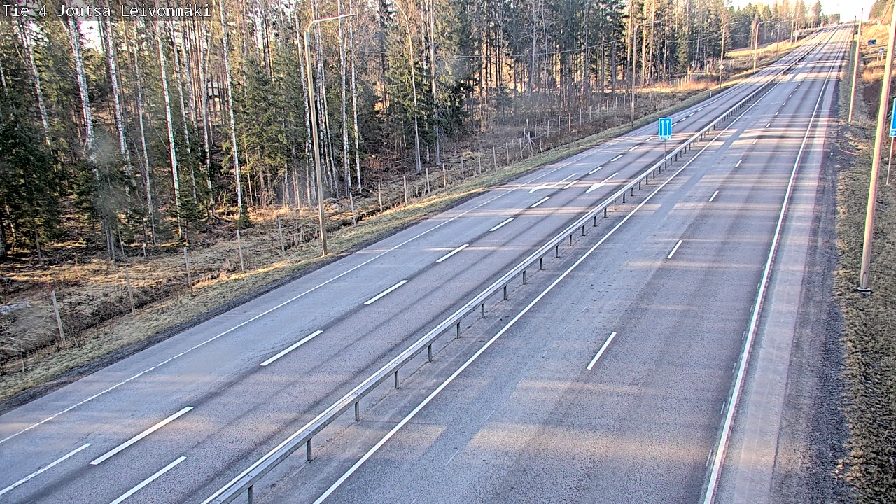Weather Camera Image Road 4 Joutsa Leivonmäki, Joutsa, Keski-Suomi