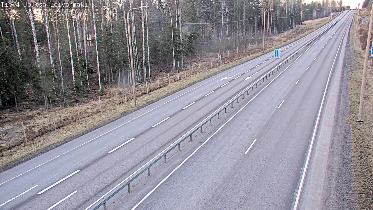 Weather Camera Image Road 4 Joutsa Leivonmäki, Joutsa, Keski-Suomi