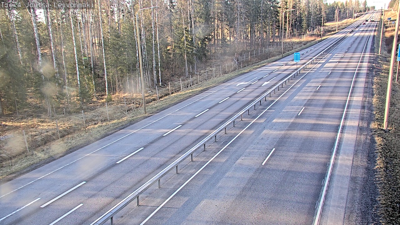 Weather Camera Image Road 4 Joutsa Leivonmäki, Joutsa, Keski-Suomi