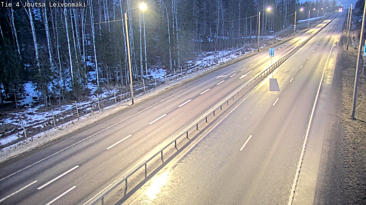 Weather Camera Image Road 4 Joutsa Leivonmäki, Joutsa, Keski-Suomi