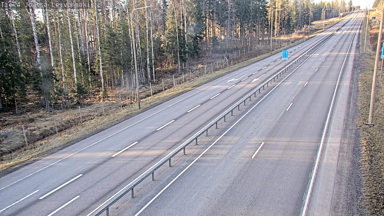 Weather Camera Image Road 4 Joutsa Leivonmäki, Joutsa, Keski-Suomi