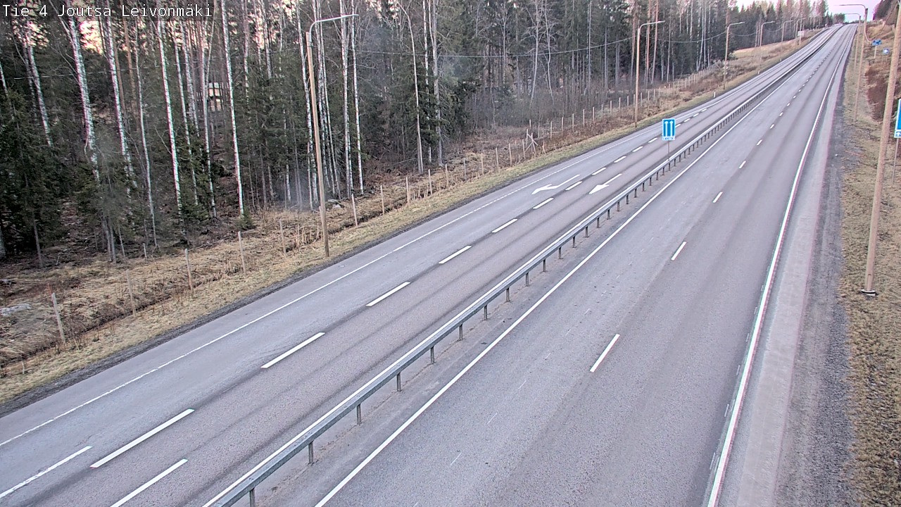 Weather Camera Image Road 4 Joutsa Leivonmäki, Joutsa, Keski-Suomi