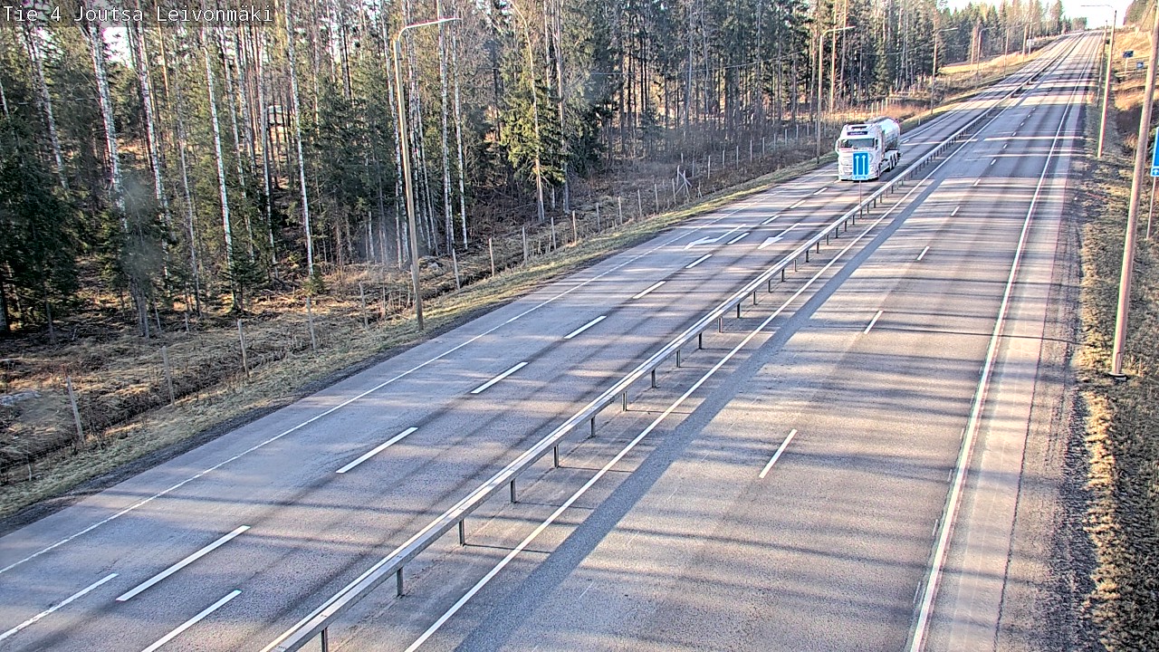Weather Camera Image Road 4 Joutsa Leivonmäki, Joutsa, Keski-Suomi