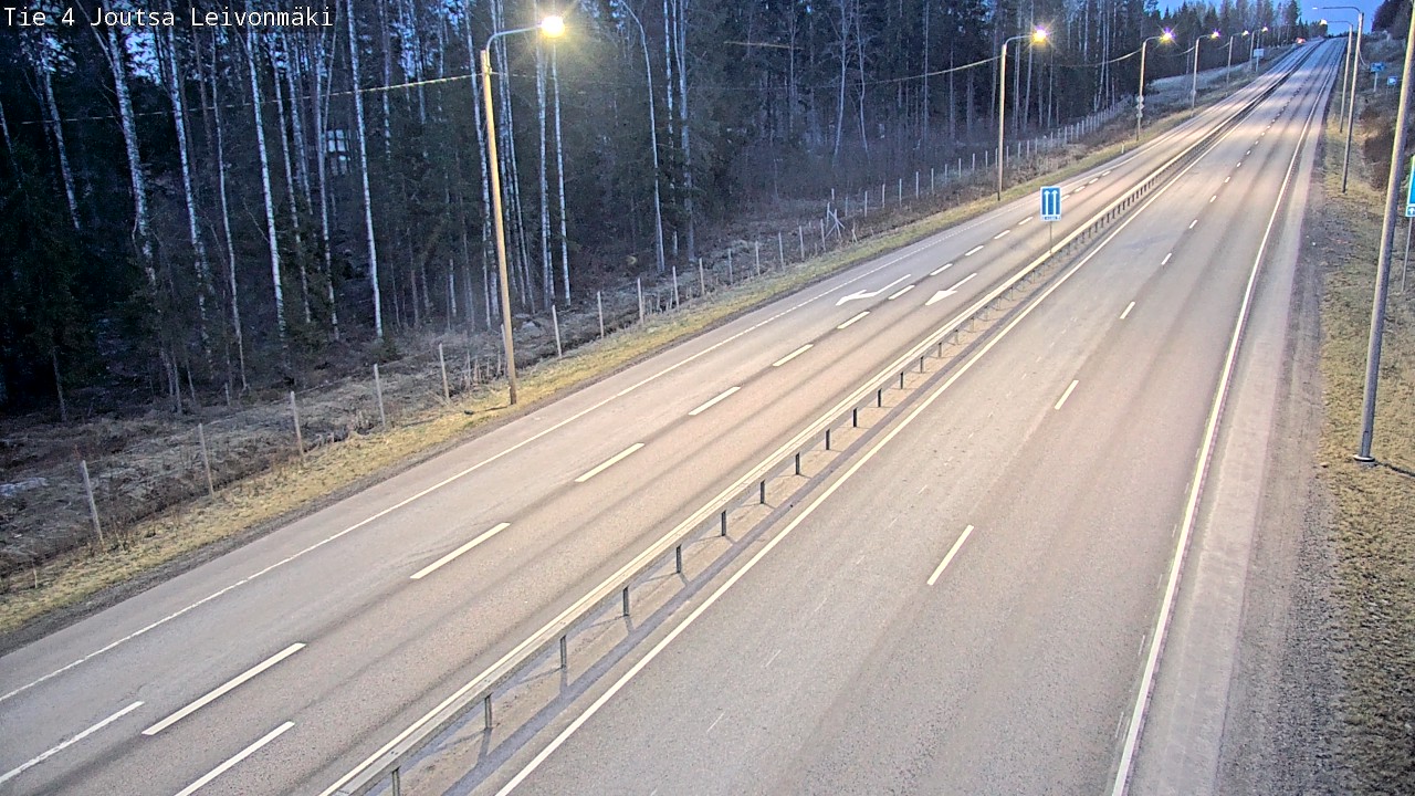 Weather Camera Image Väg 4 Joutsa Leivonmäki, Joutsa, Keski-Suomi