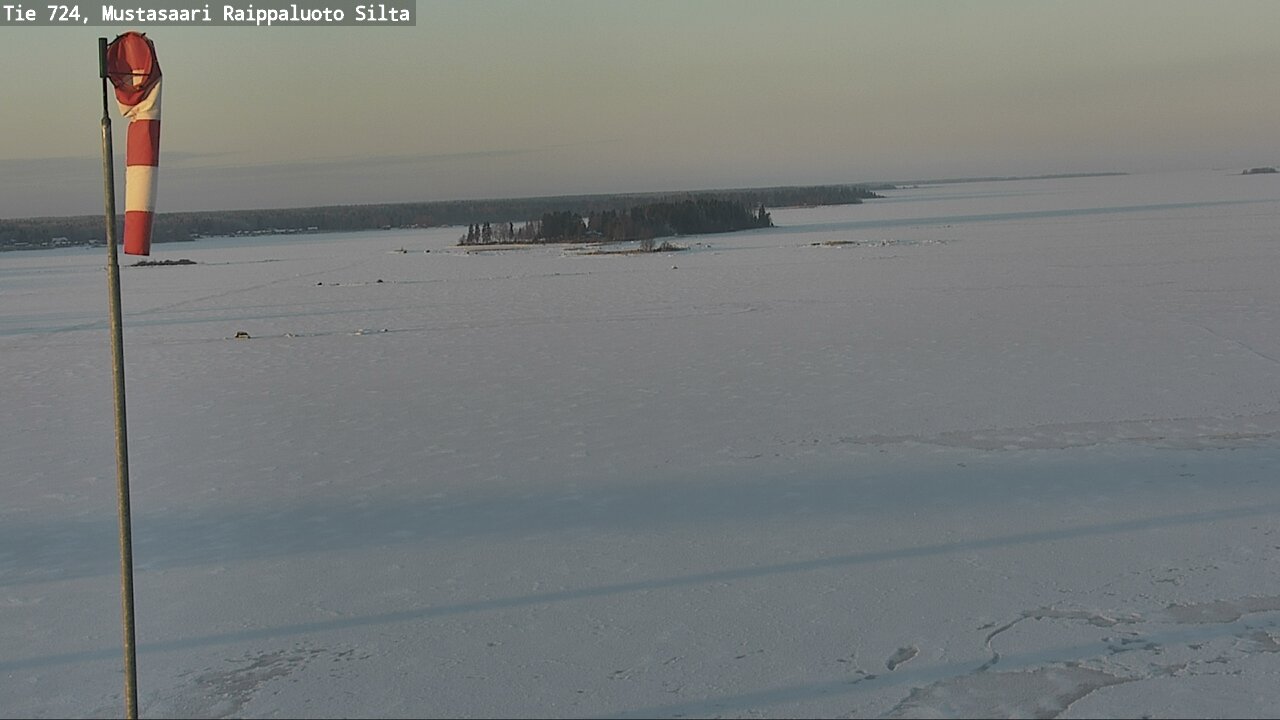 Weather Camera Image Road 724 Mustasaari, Raippaluoto, bridge, Mustasaari, Pohjanmaa