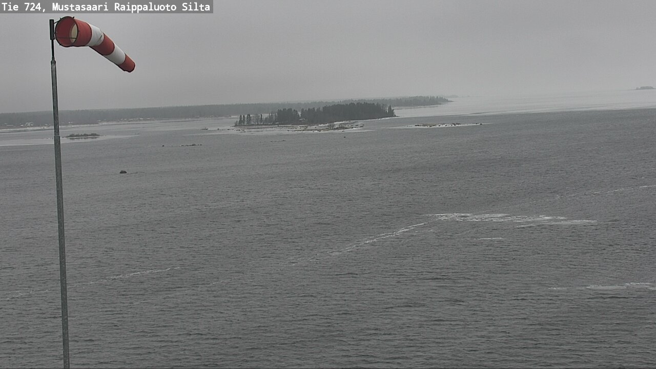 Weather Camera Image Road 724 Mustasaari, Raippaluoto, bridge, Mustasaari, Pohjanmaa