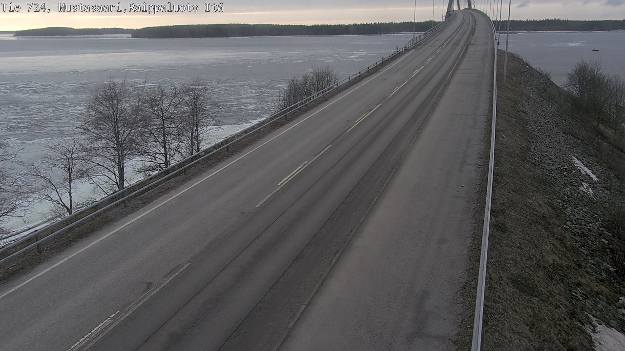 Weather Camera Image Väg 724 Korsholm, Replot, Fjärdskäret, Mustasaari, Pohjanmaa