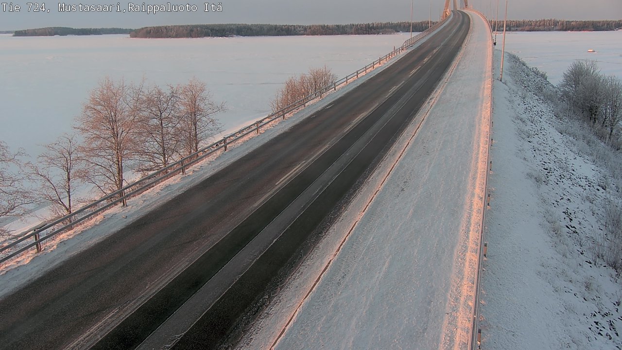 Weather Camera Image Road 724 Mustasaari, Raippaluoto, Fjärdskäret, Mustasaari, Pohjanmaa