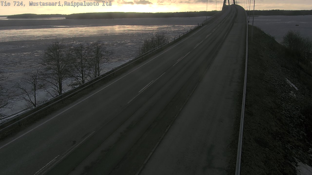 Weather Camera Image Road 724 Mustasaari, Raippaluoto, Fjärdskäret, Mustasaari, Pohjanmaa
