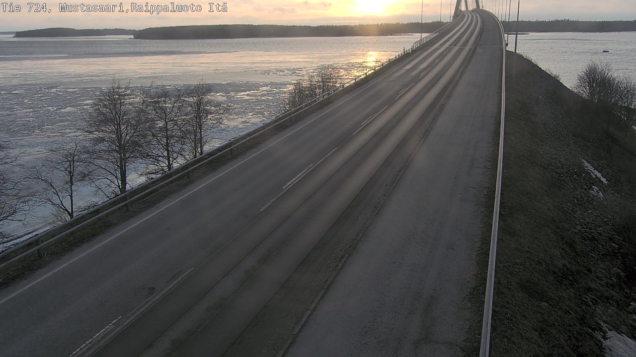 Weather Camera Image Road 724 Mustasaari, Raippaluoto, Fjärdskäret, Mustasaari, Pohjanmaa