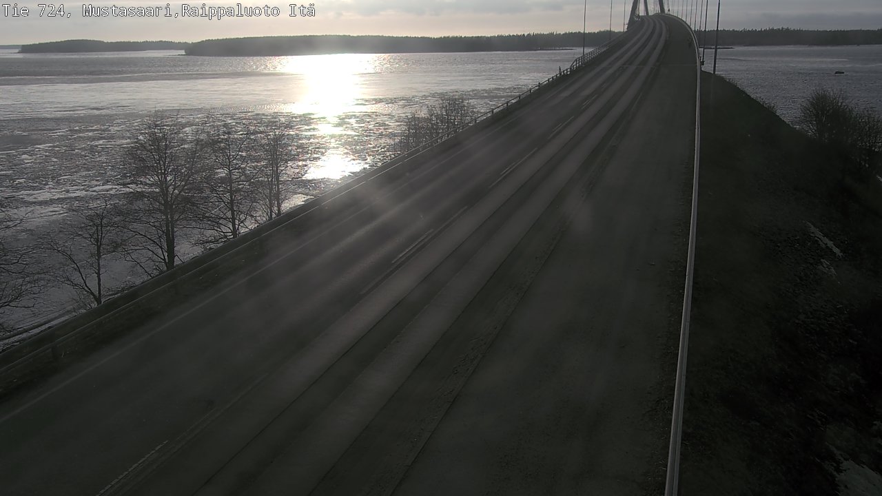 Weather Camera Image Road 724 Mustasaari, Raippaluoto, Fjärdskäret, Mustasaari, Pohjanmaa