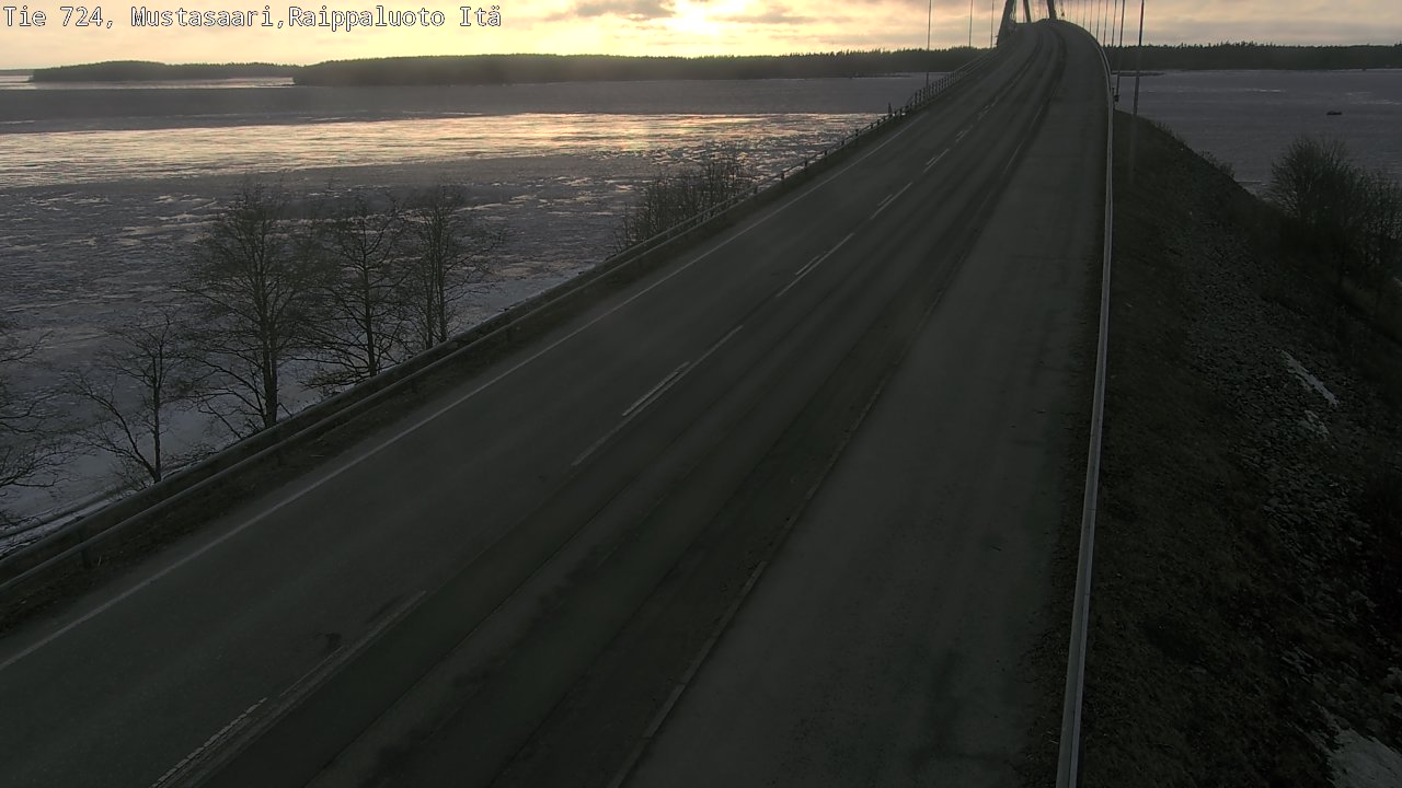 Weather Camera Image Road 724 Mustasaari, Raippaluoto, Fjärdskäret, Mustasaari, Pohjanmaa