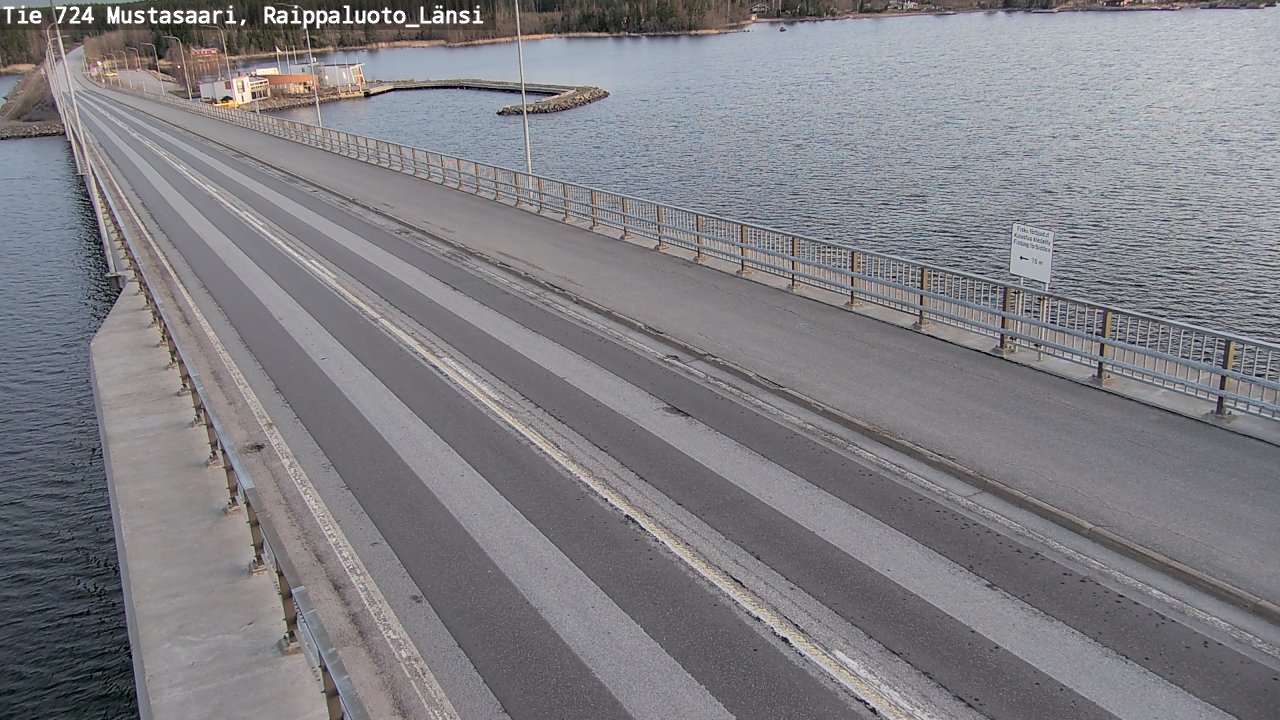 Weather Camera Image Road 724 Mustasaari, Raippaluoto, west, Mustasaari, Pohjanmaa