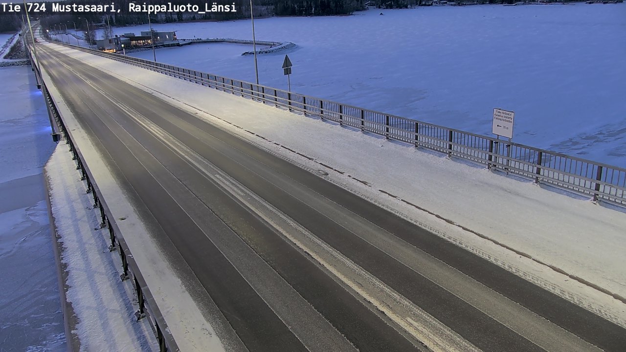 Weather Camera Image Road 724 Mustasaari, Raippaluoto, west, Mustasaari, Pohjanmaa