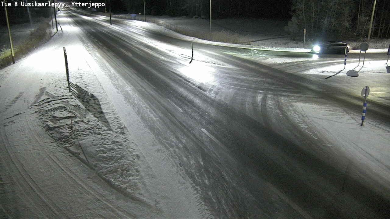 Kelikamerat Kuva Tie 8 Uusikaarlepyy, Ytterjeppo, Uusikaarlepyy, Pohjanmaa