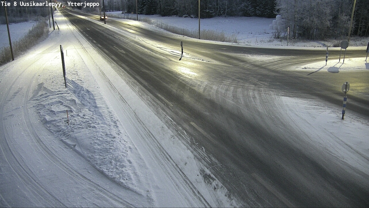 Kelikamerat Kuva Tie 8 Uusikaarlepyy, Ytterjeppo, Uusikaarlepyy, Pohjanmaa
