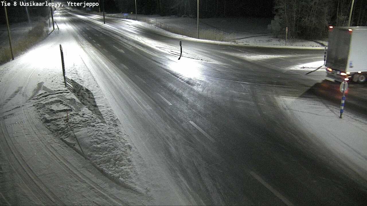 Kelikamerat Kuva Tie 8 Uusikaarlepyy, Ytterjeppo, Uusikaarlepyy, Pohjanmaa