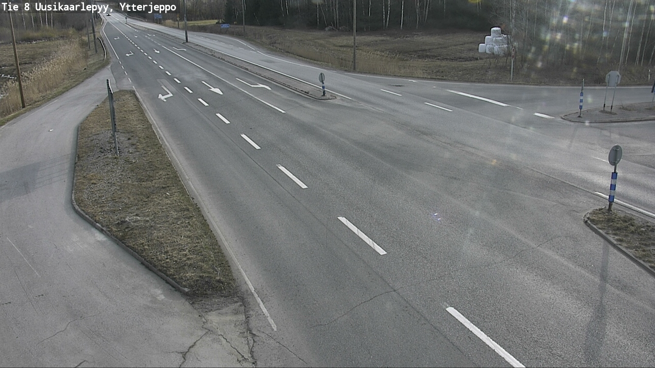 Weather Camera Image Road 8 Uusikaarlepyy, Ytterjeppo, Uusikaarlepyy, Pohjanmaa
